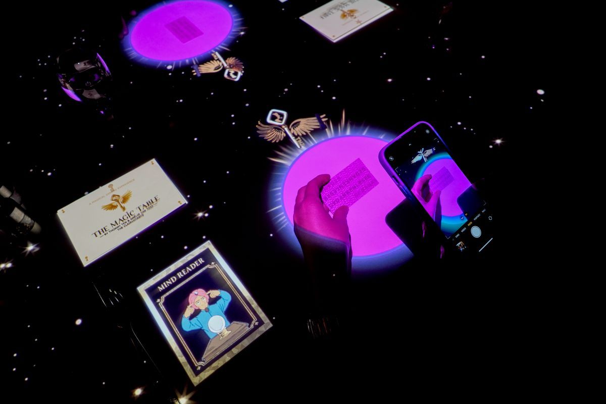 The Magic Table Amsterdam — Clairvoyants guiding guests through an interactive five-course wonder